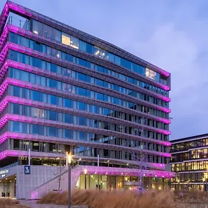 Moxy Houthavens Hotel Amesterdão