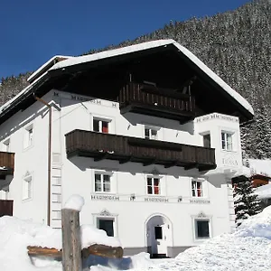 https://appartements-fliana-mathon-ischgl.ischgl-hotels.net