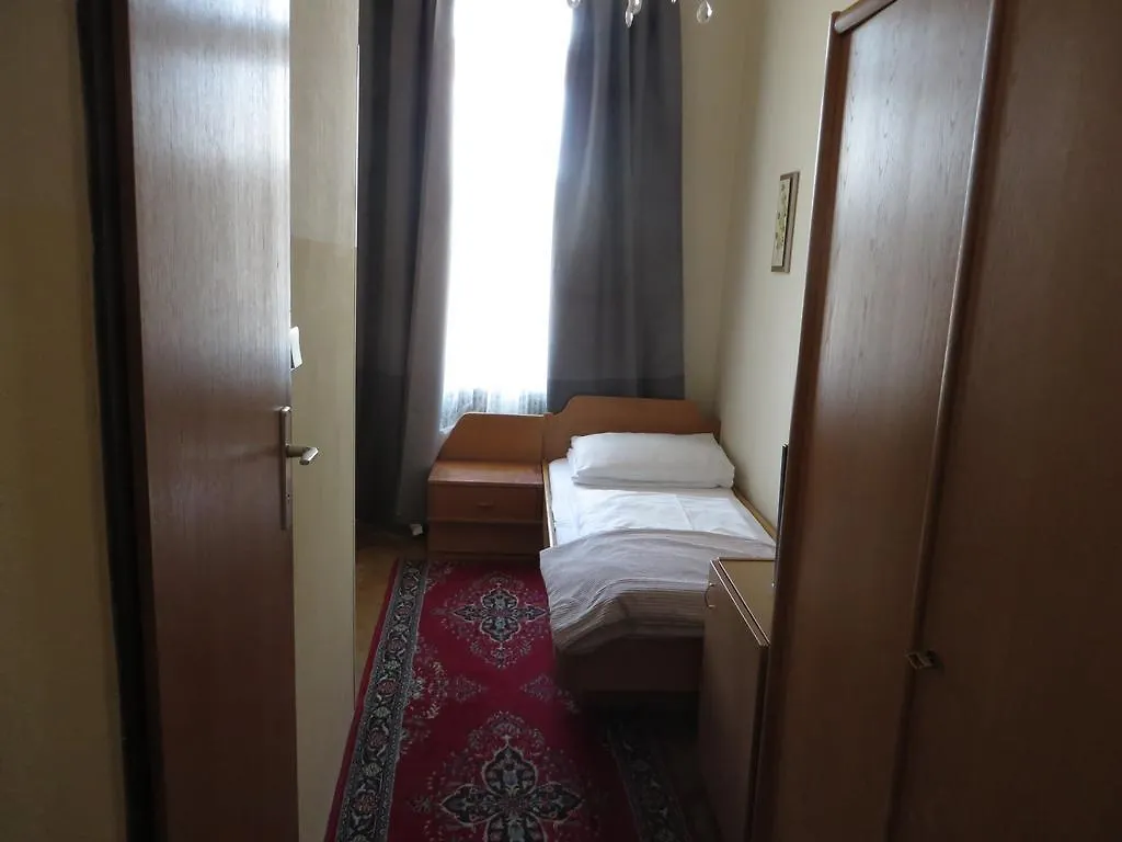 Hotel Stadtpark Вена Гостевой дом